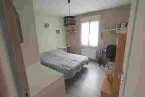 Photo de la location a temps partiel de : Chambre avec parking à Vellèches
